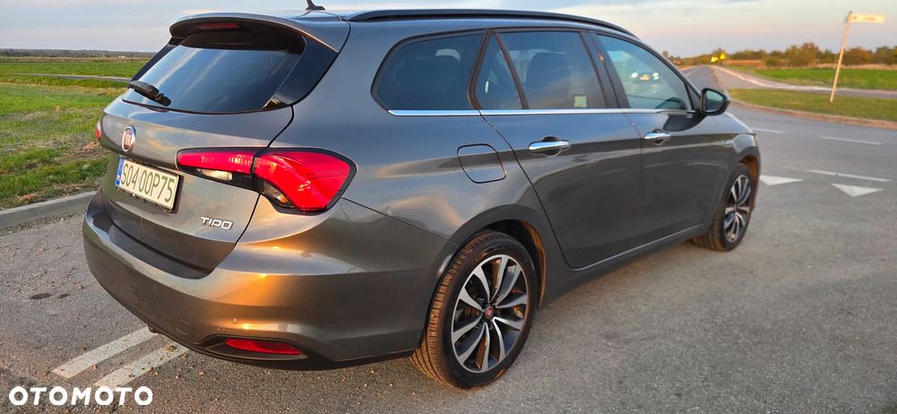 Fiat Tipo 1.4 T-Jet Lounge - 4