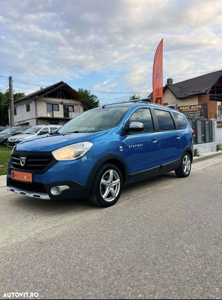 Dacia Lodgy 1.5 dCi 109 CP Stepway - 1