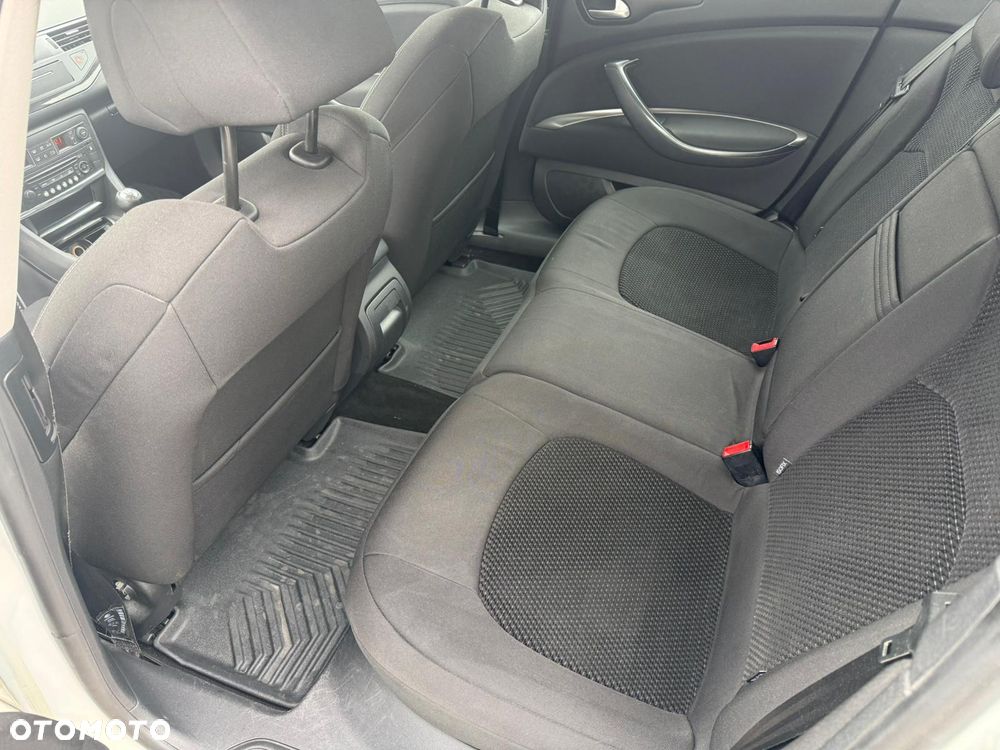 Citroën C5 2.0 HDi Attraction - 18