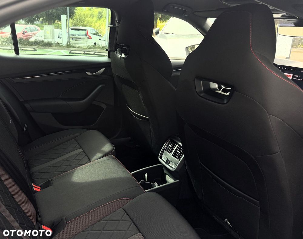 Skoda Octavia 2.0 TSI RS DSG - 29