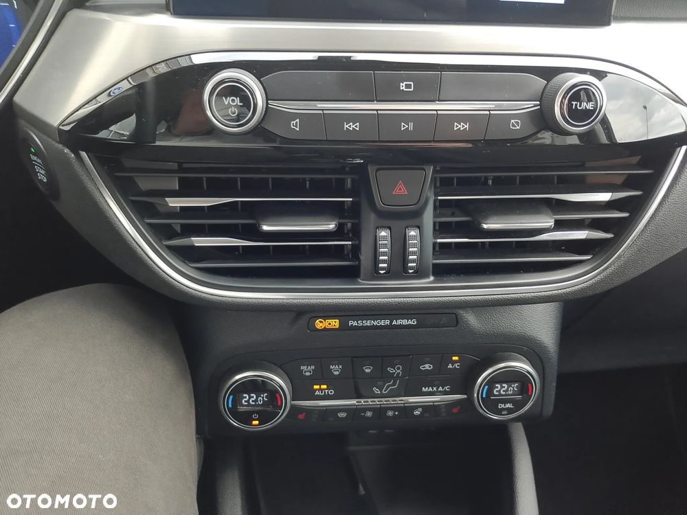 Ford Kuga 1.5 EcoBoost FWD Titanium - 29