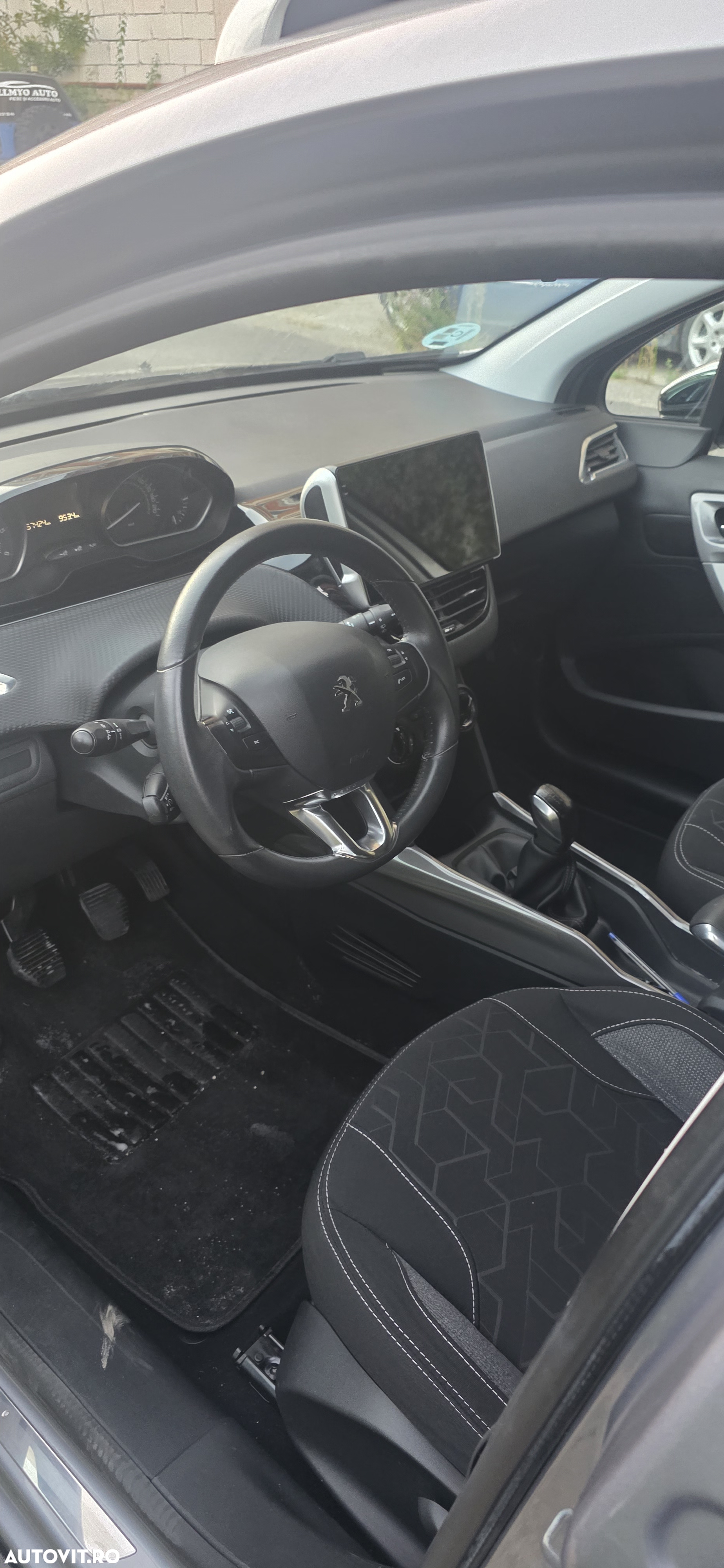 Peugeot 2008 1.6 BlueHDi FAP Active - 13