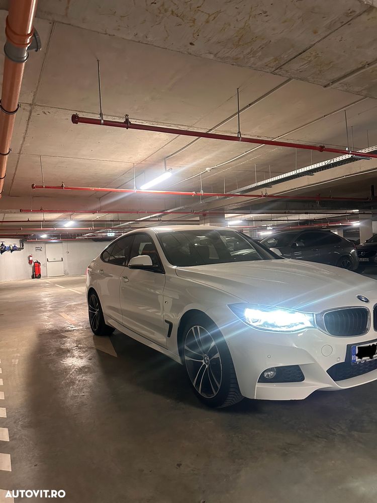 BMW Seria 3 330i xDrive AT M Sport Shadow - 3