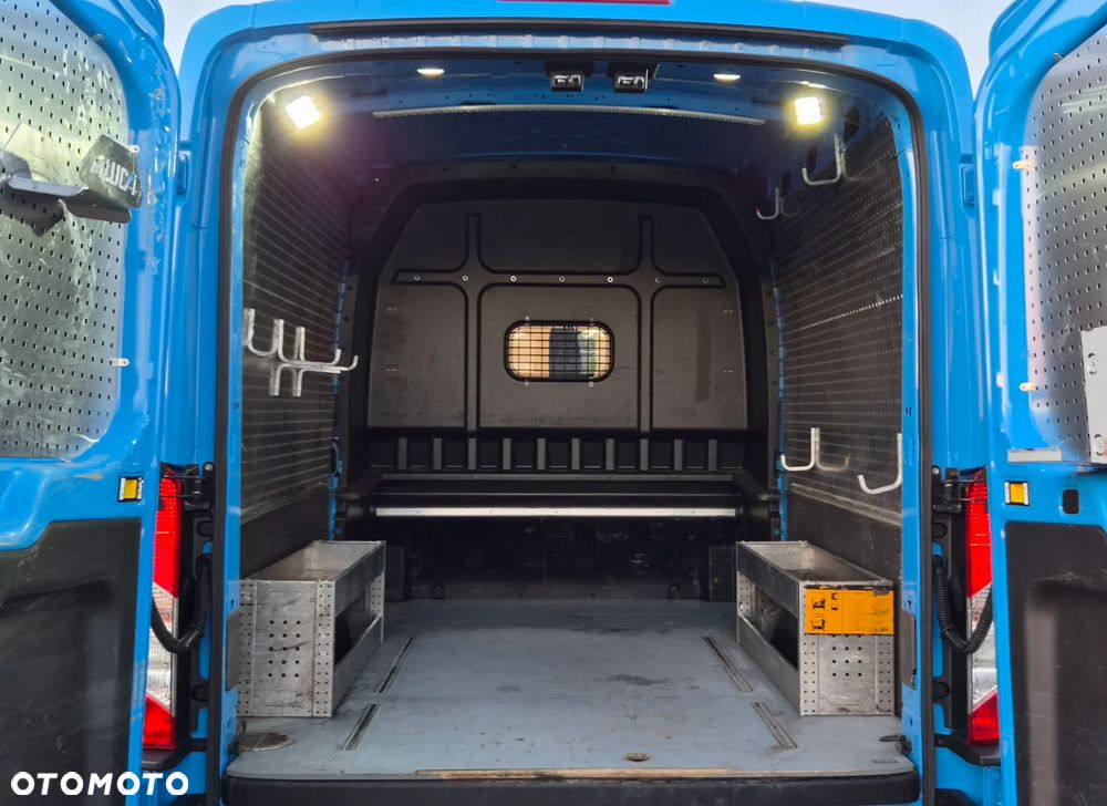 Ford Transit 2.0D L3H2 5 osobowy Brygadówka Webasto - 8