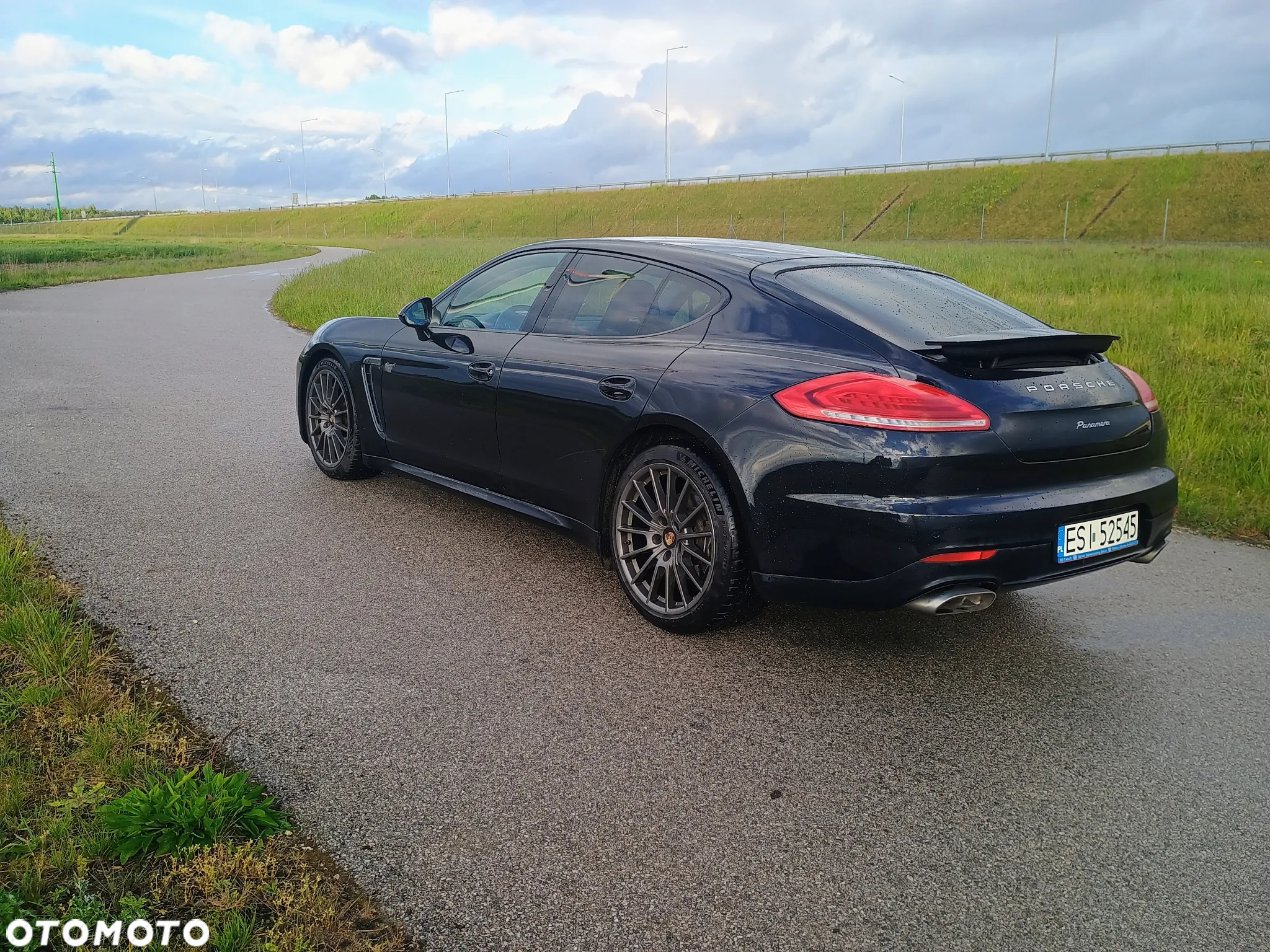 Porsche Panamera - 22