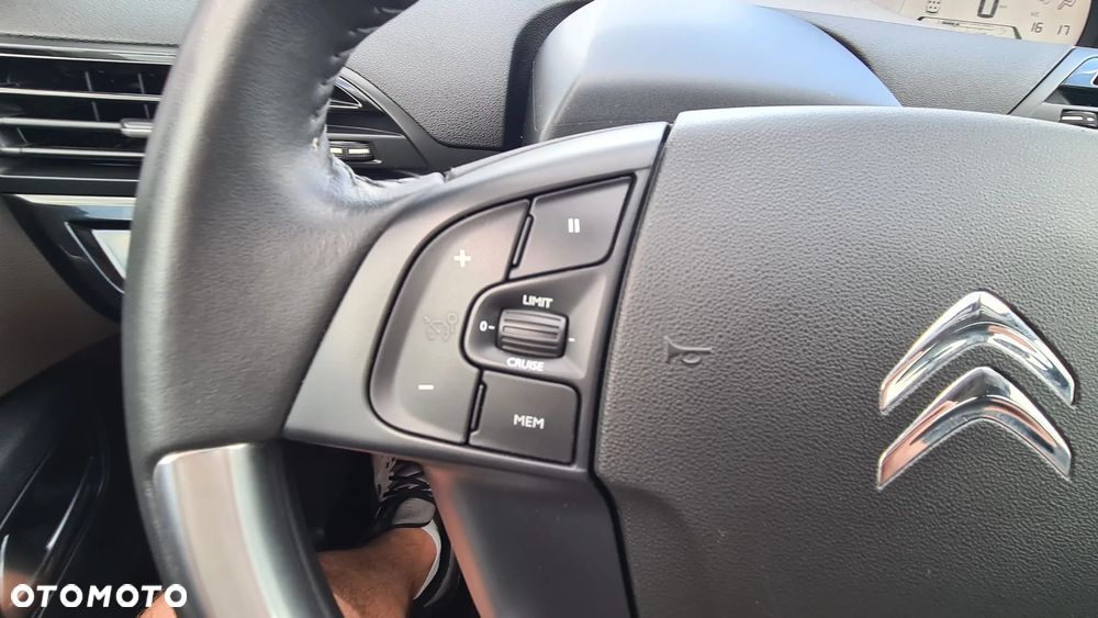 Citroën C4 SpaceTourer Grand PureTech 130 Stop&Start LIVE PLUS - 23