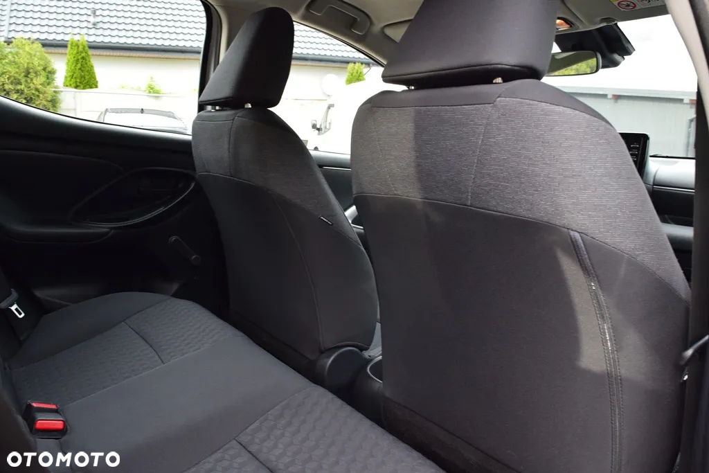 Toyota Yaris 1.5 Comfort - 21