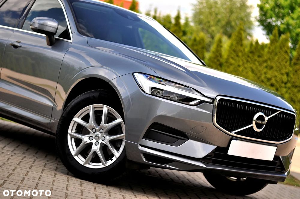 Volvo XC 60 D4 AWD Momentum - 2