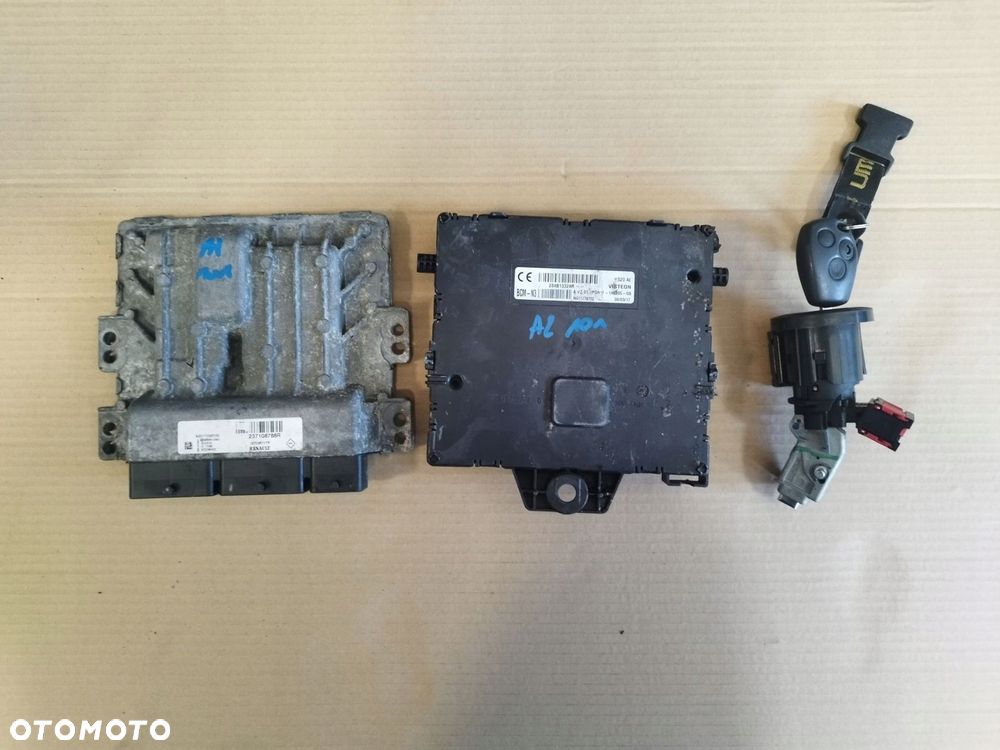 ZESTAW STARTOWY KOMPUTER STEROWNIK MASTER III MOVANO B 2.3 DCI 237108788R - 1