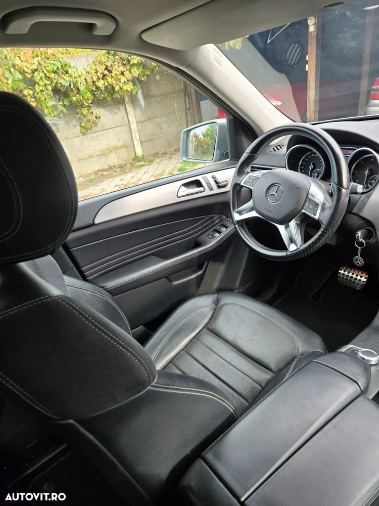 Mercedes-Benz ML 250 BlueTec 4MATIC Aut - 24