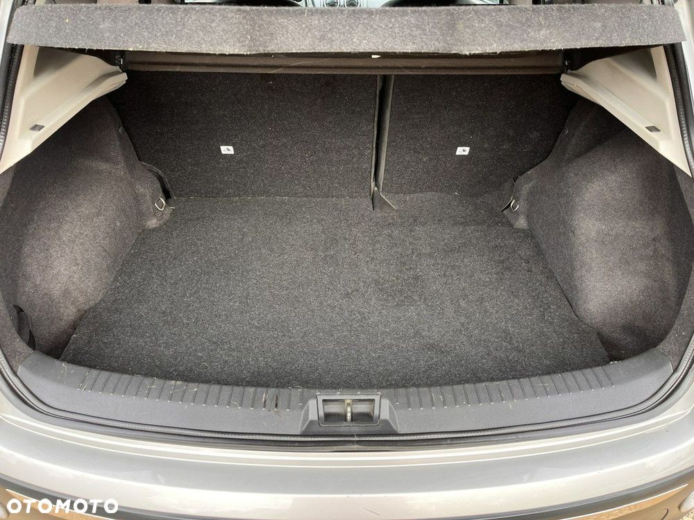 Nissan Qashqai - 25