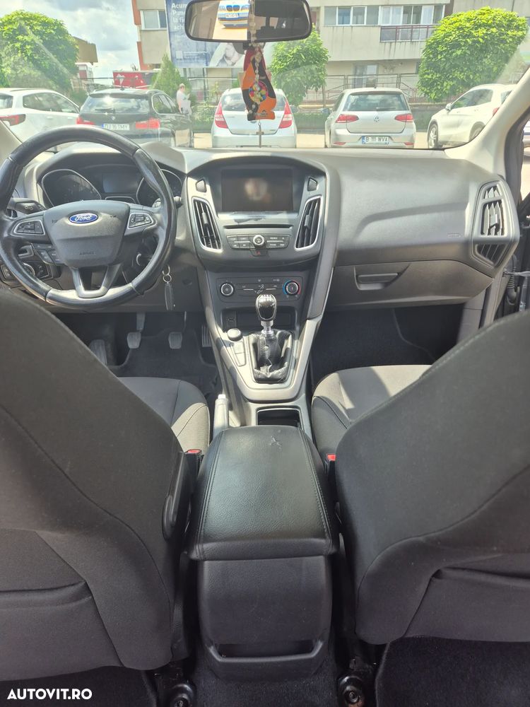 Ford Focus 1.5 TDCi DPF Start-Stopp-System Business - 12