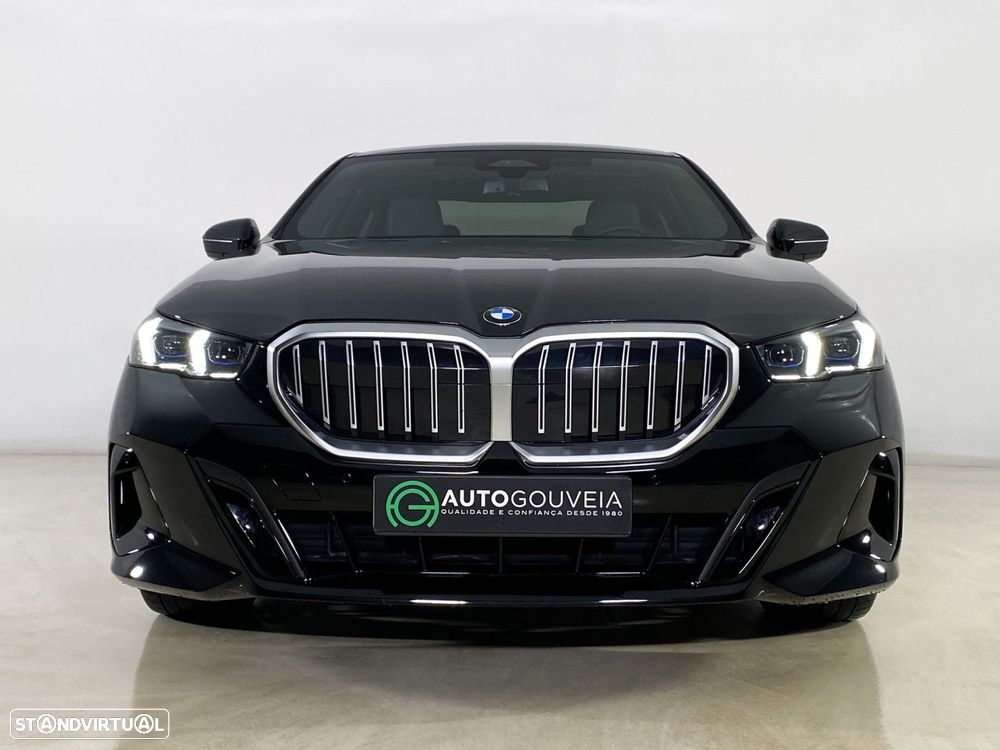 BMW 520 d Pack Desportivo M - 2