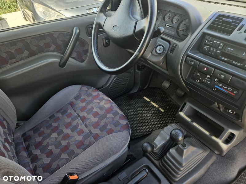 Ford Maverick 2.4 - 16