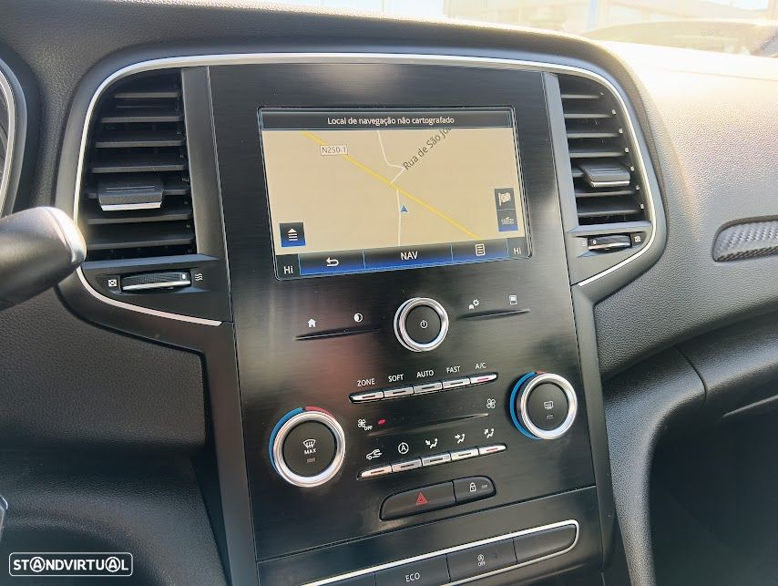 Renault Mégane Sport Tourer BLUE dCi 115 BUSINESS EDITION - 12