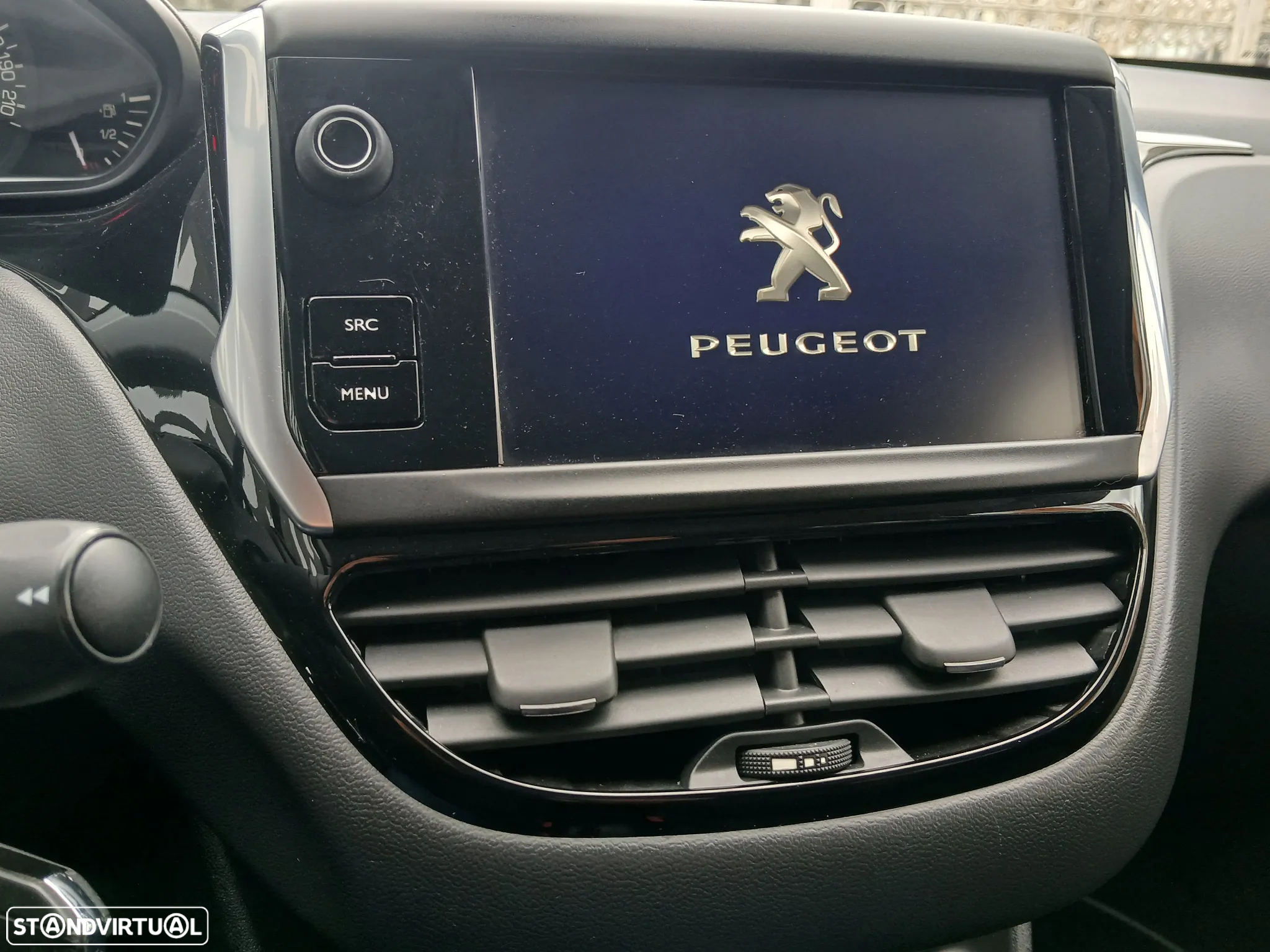Peugeot 208 1.5 BlueHDi Signature - 25