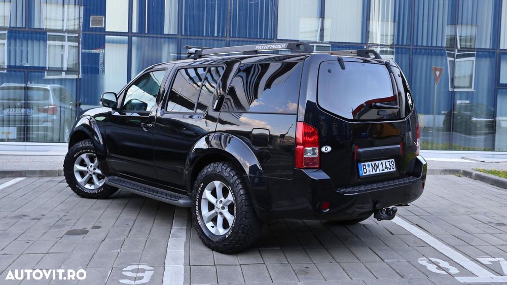 Nissan Pathfinder 2.5 dCi Premium - 10