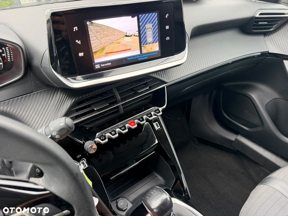 Peugeot 2008 PureTech 130 Allure - 18