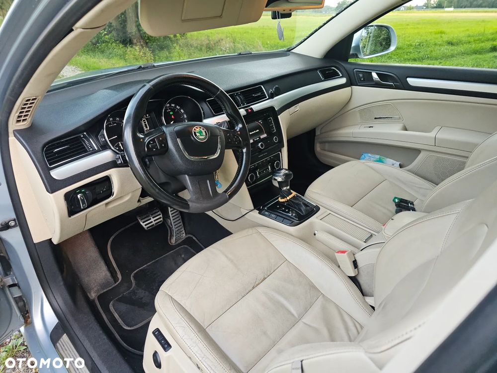 Skoda Superb 2.0 TDI Comfort DSG - 10