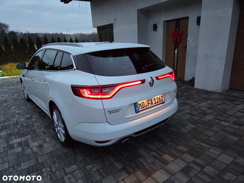 Renault Megane ENERGY TCe 205 EDC GT - 22