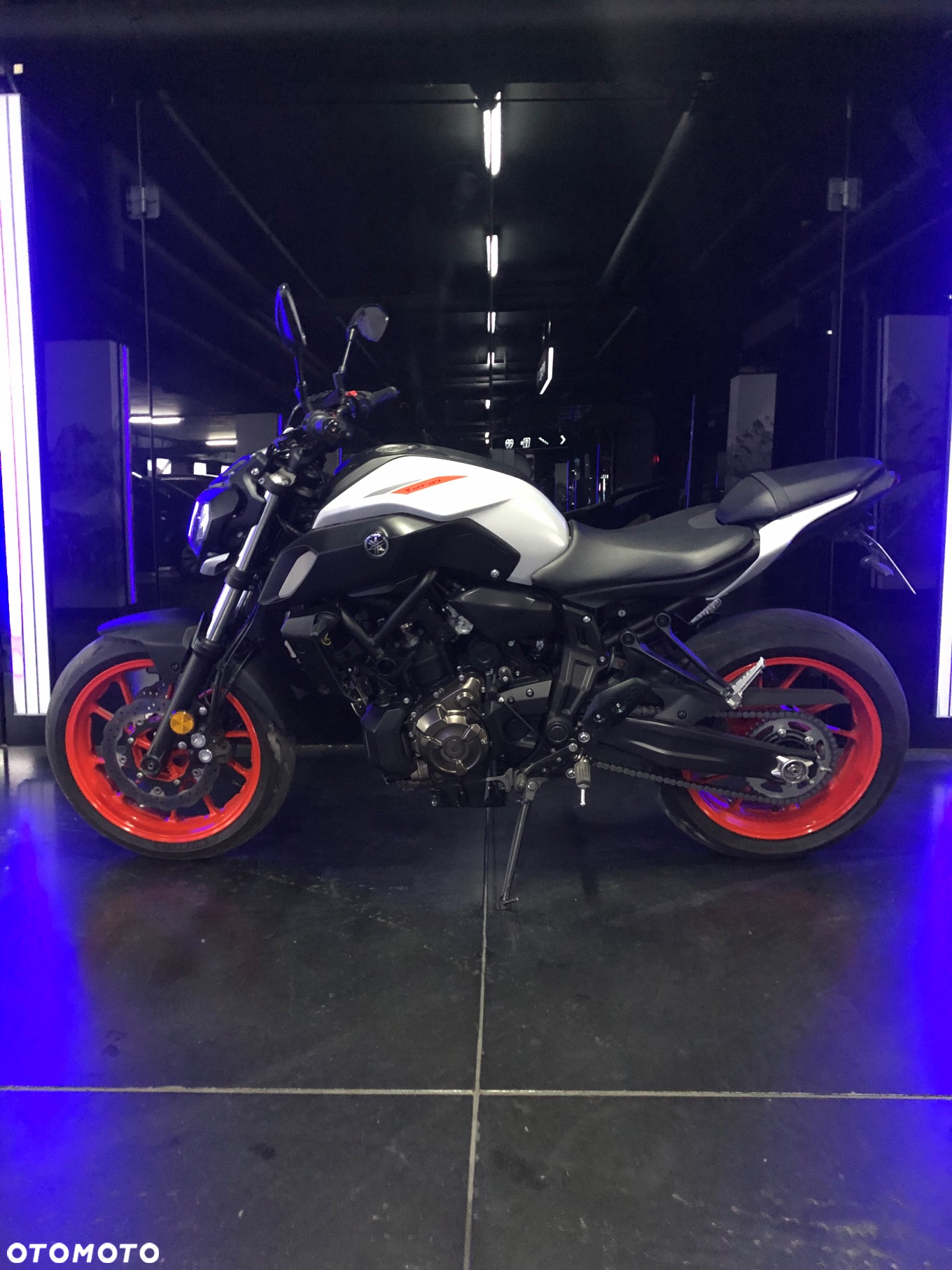 Yamaha MT - 4