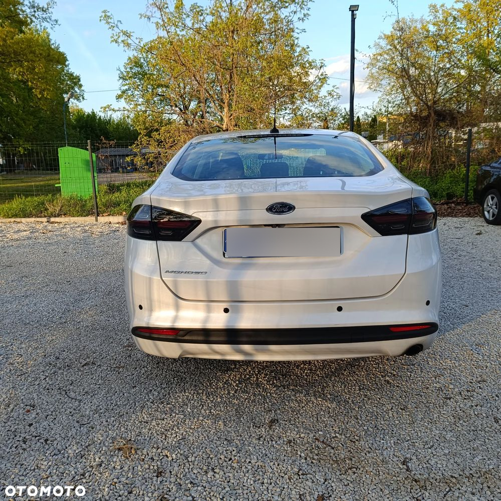 Ford Fusion - 7
