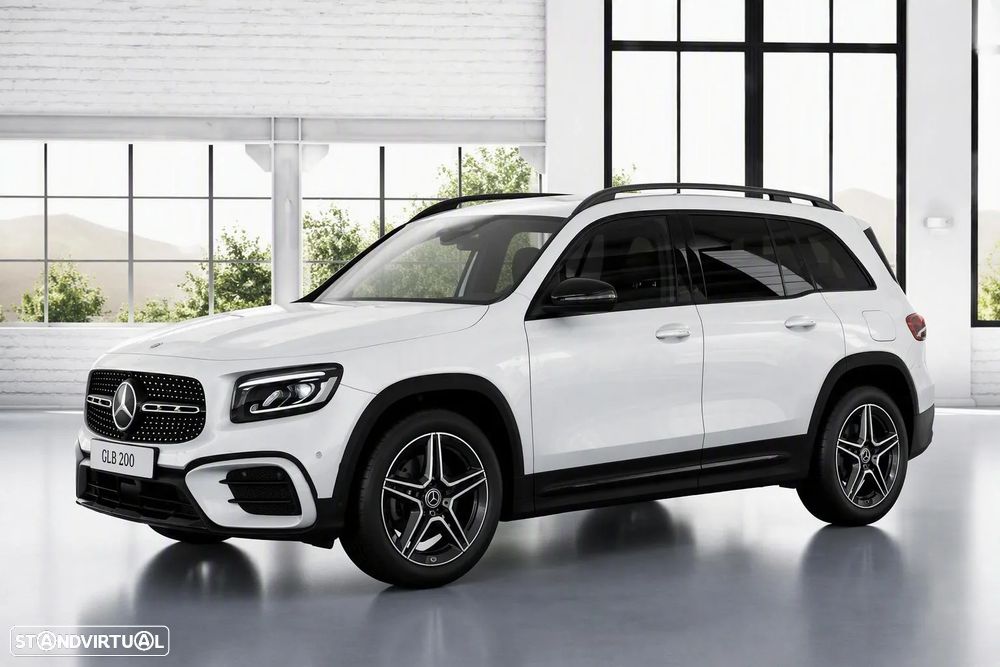 Mercedes-Benz GLB 200 AMG Line - 3