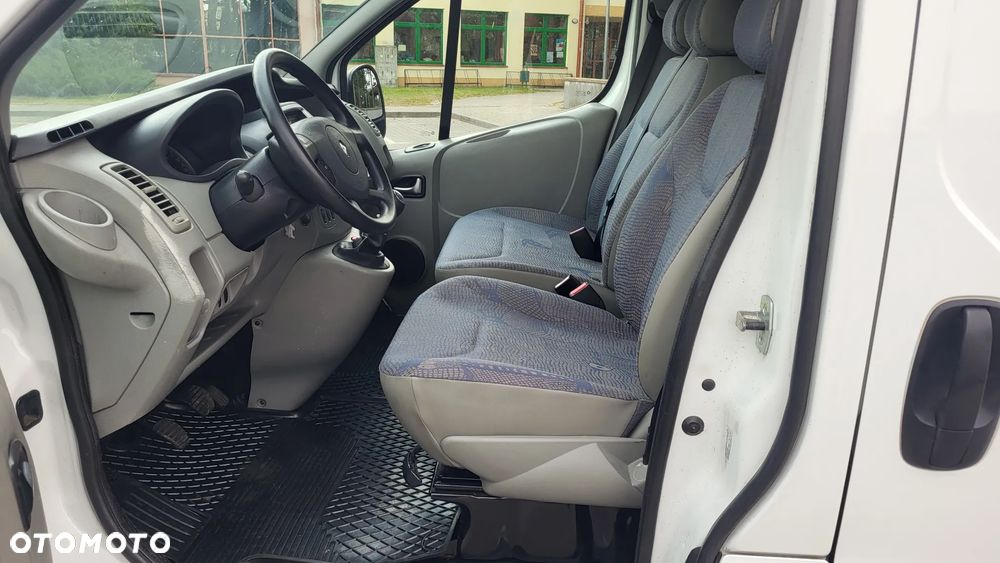 Renault Trafic - 8