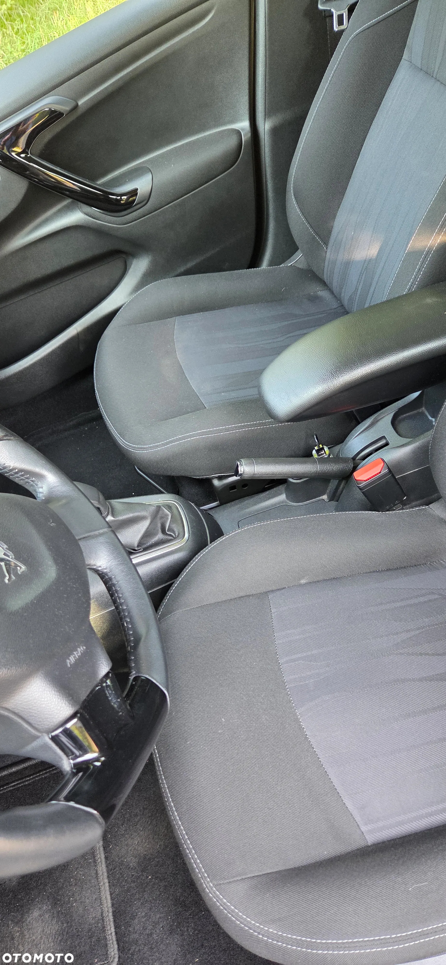 Peugeot 301 1.2 VTi/Pure Tech Allure - 14