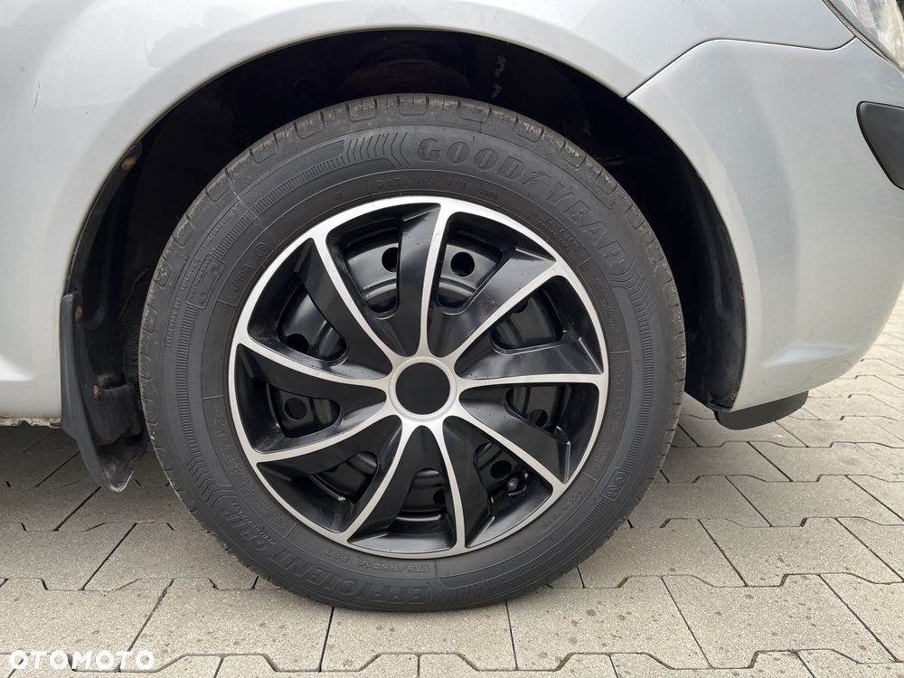 Hyundai Getz 1.4 More / Comfort - 11