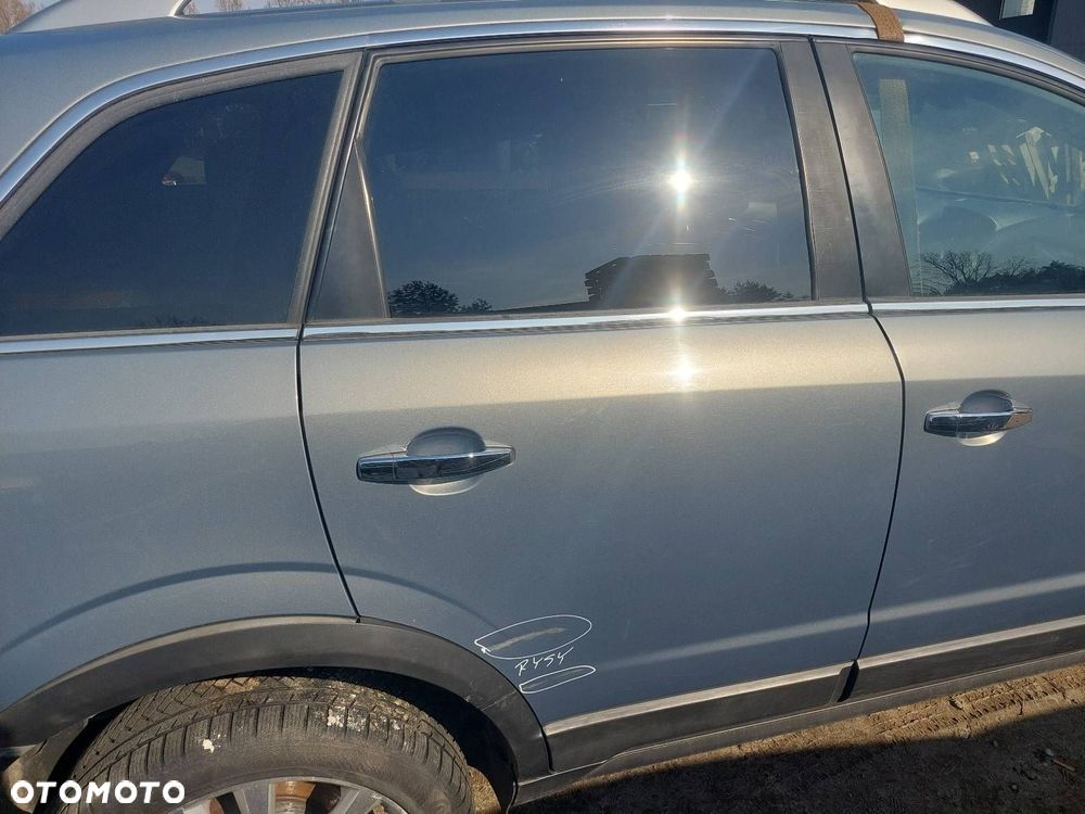 DRZWI KOMPLETNE PRAWY TYŁ OPEL ANTARA I GJE - 1