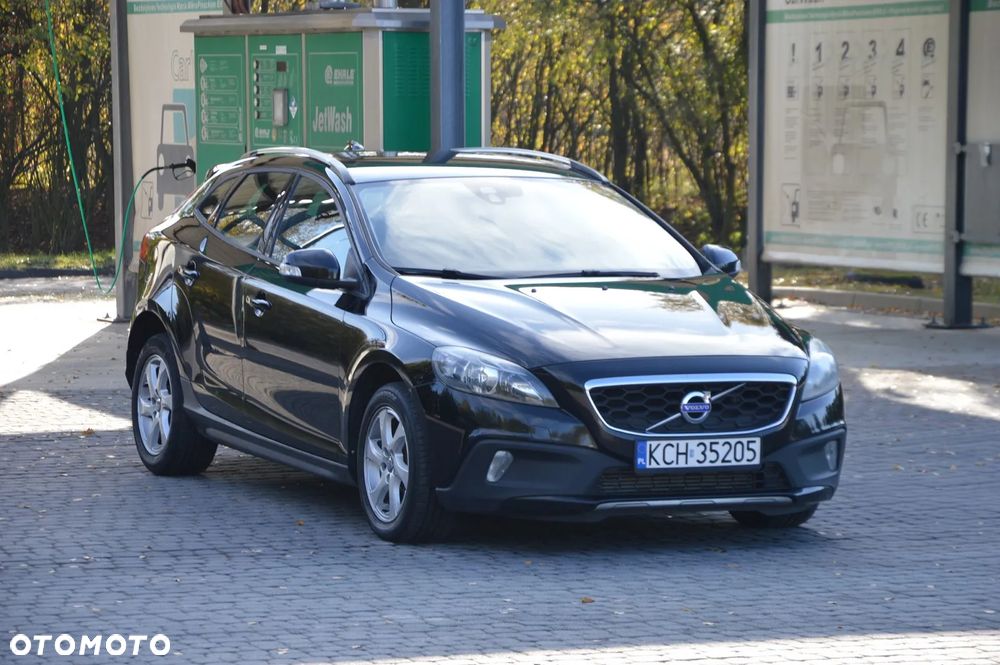 Volvo V40 Cross Country 2013 photo 2