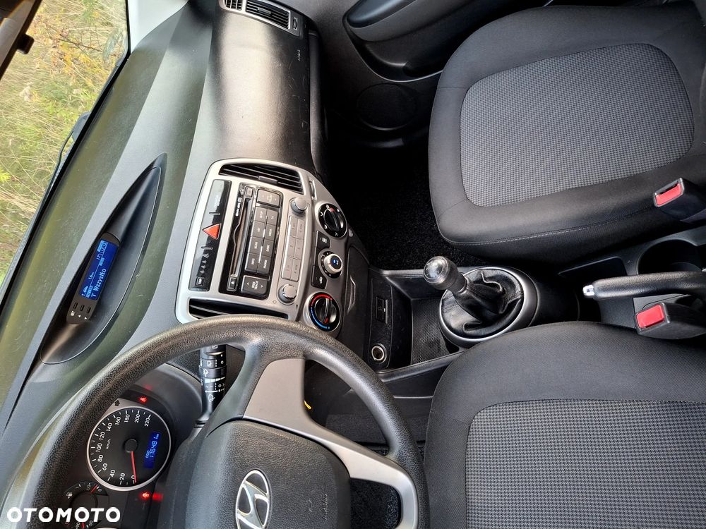 Hyundai i20 1.2 Intro Edition - 17