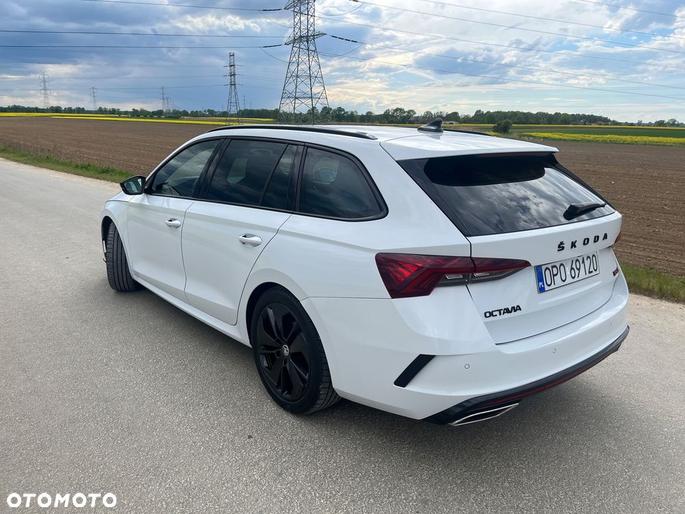 Skoda Octavia 2.0 TDI RS DSG - 4