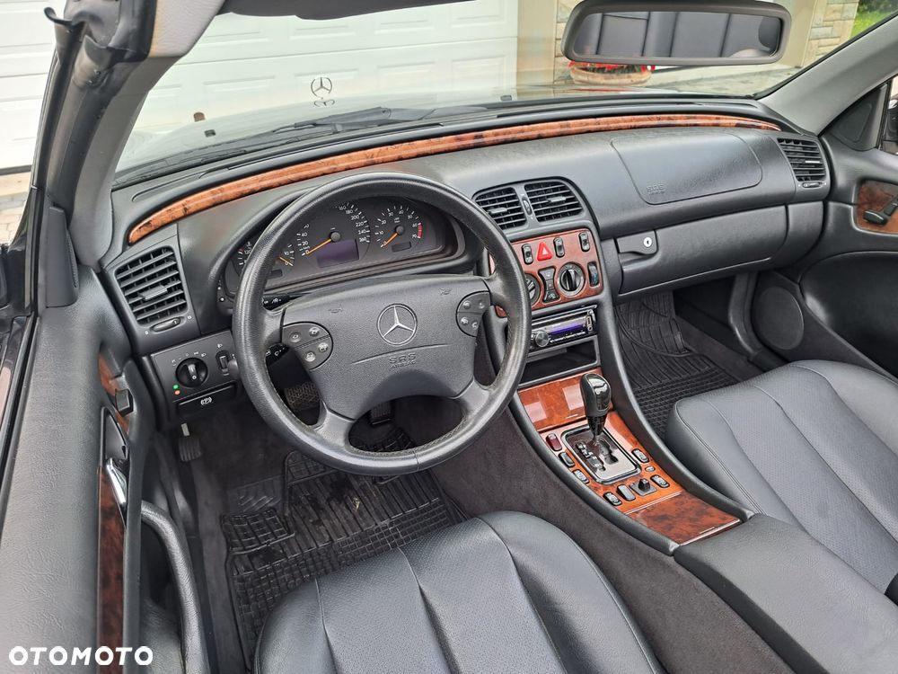 Mercedes-Benz CLK - 5