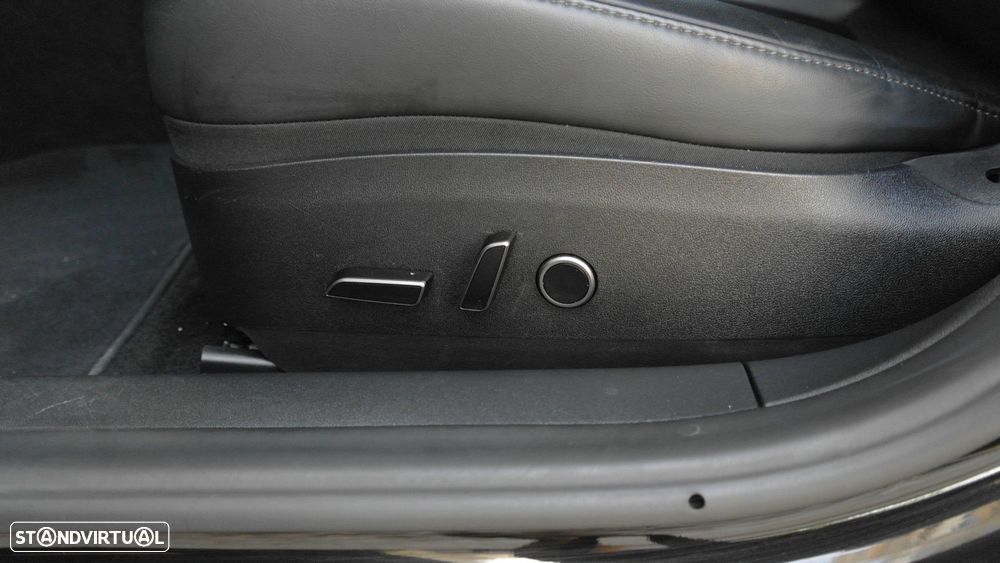 Tesla Model 3 Long Range Tração Traseira - 32