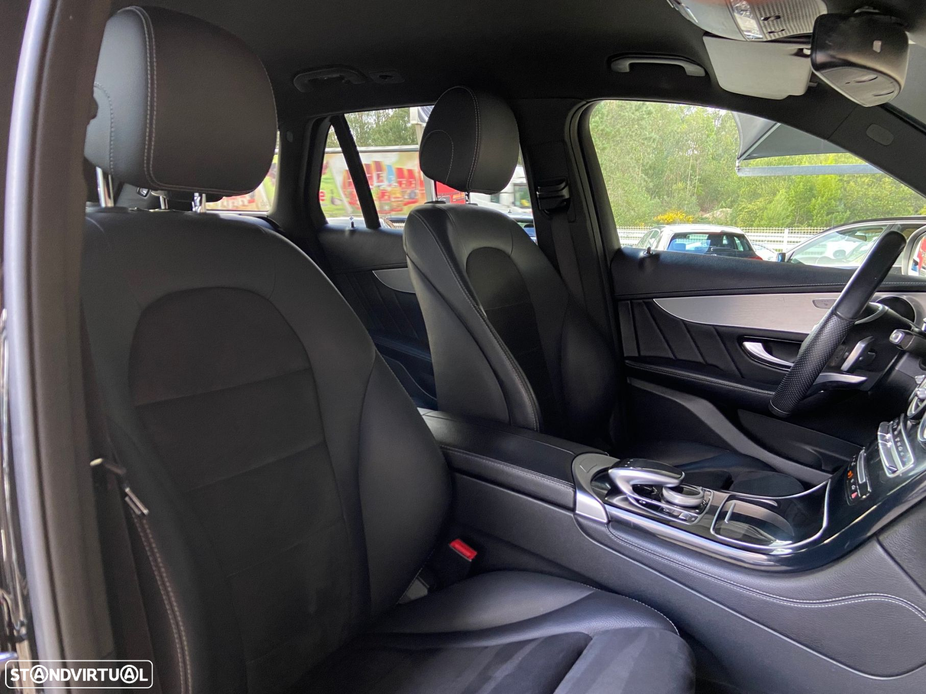 Mercedes-Benz GLC 220 d 4Matic 9G-TRONIC AMG Line - 30