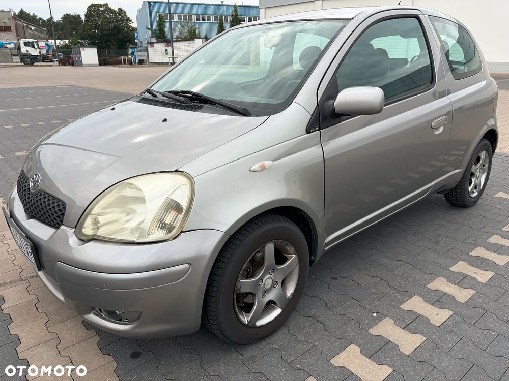 Toyota Yaris 1.4 D-4D Unlimited - 12