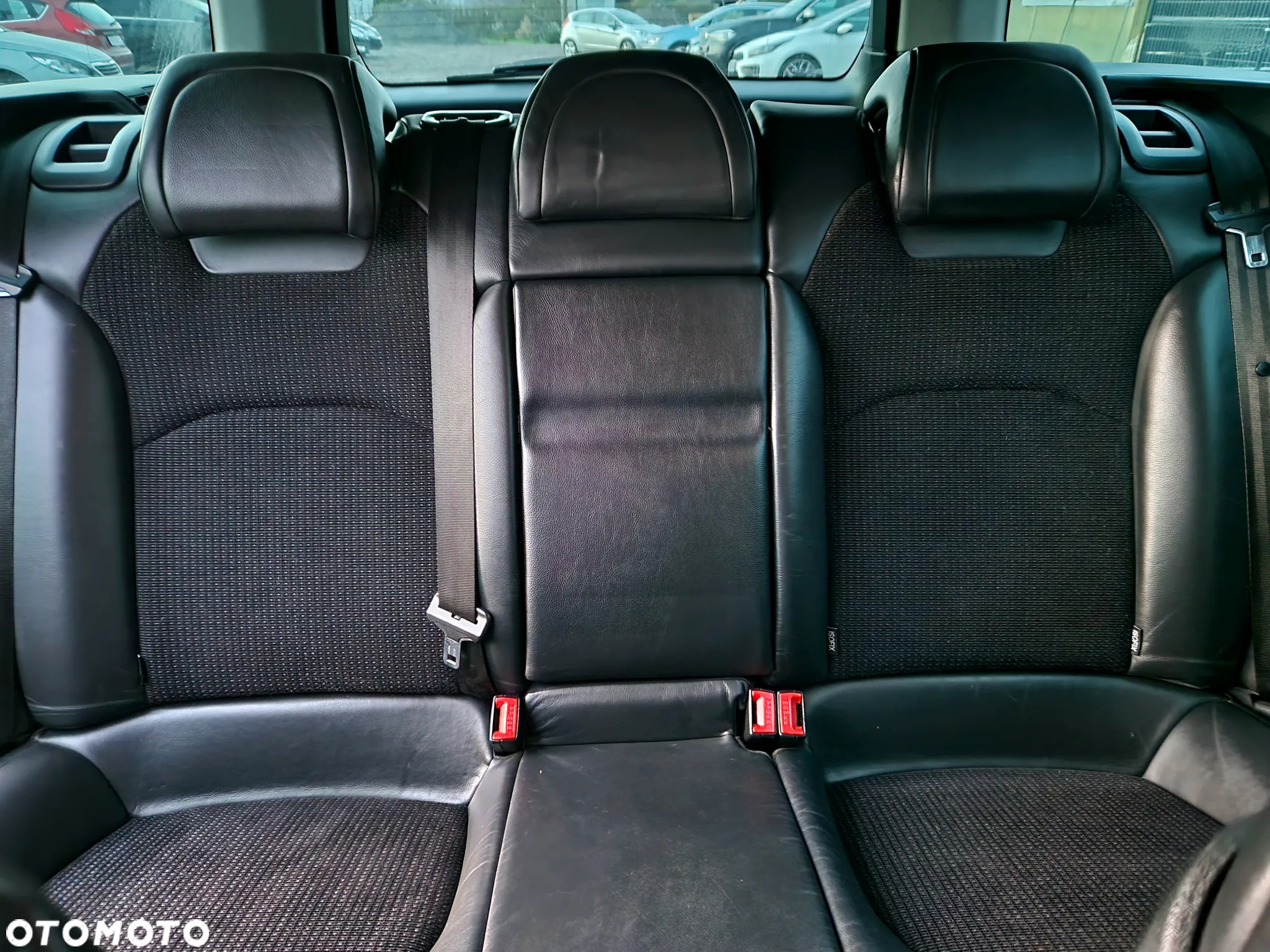 Citroën C5 2.0 HDi Exclusive - 27