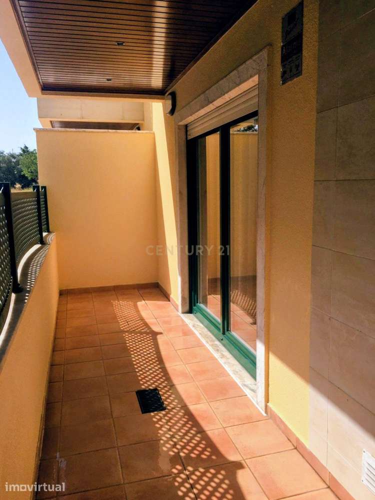 T2 com  Elevador Lareira e Logradouro - Carcavelos - Grande imagem: 3/26