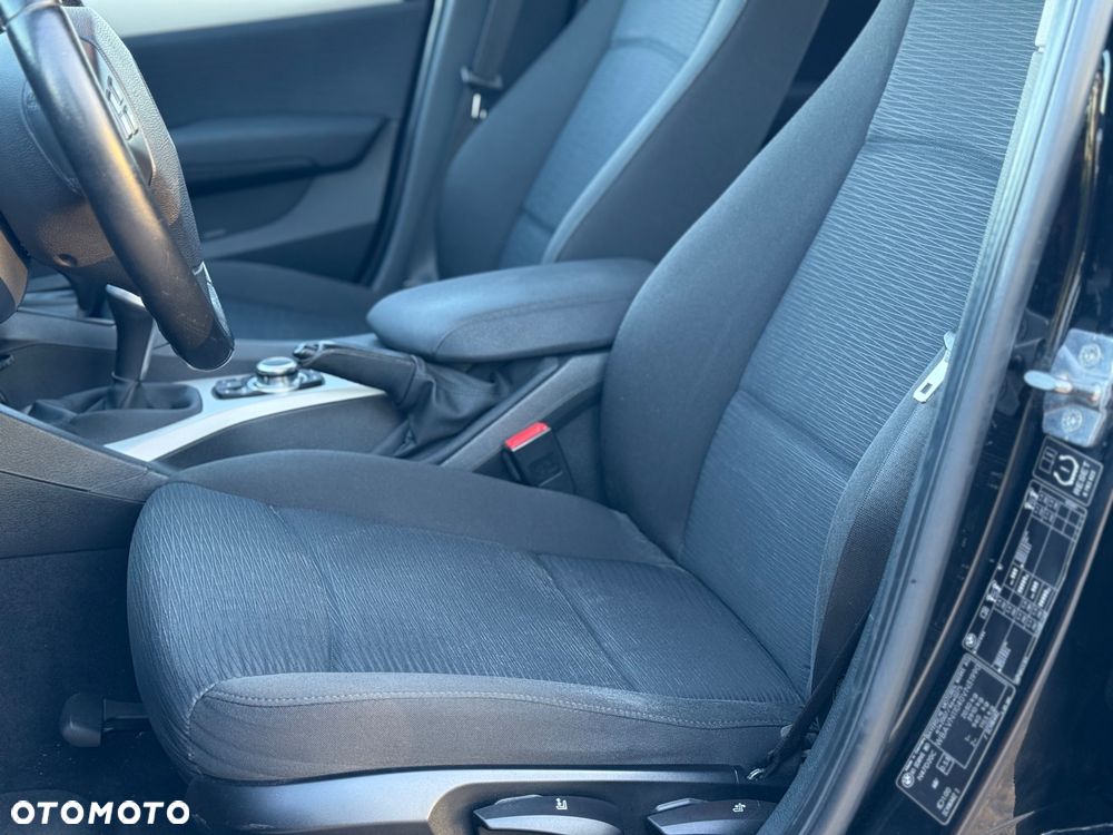 BMW X1 sDrive18d - 19