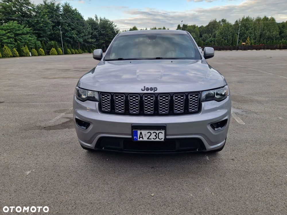 Jeep Grand Cherokee - 3