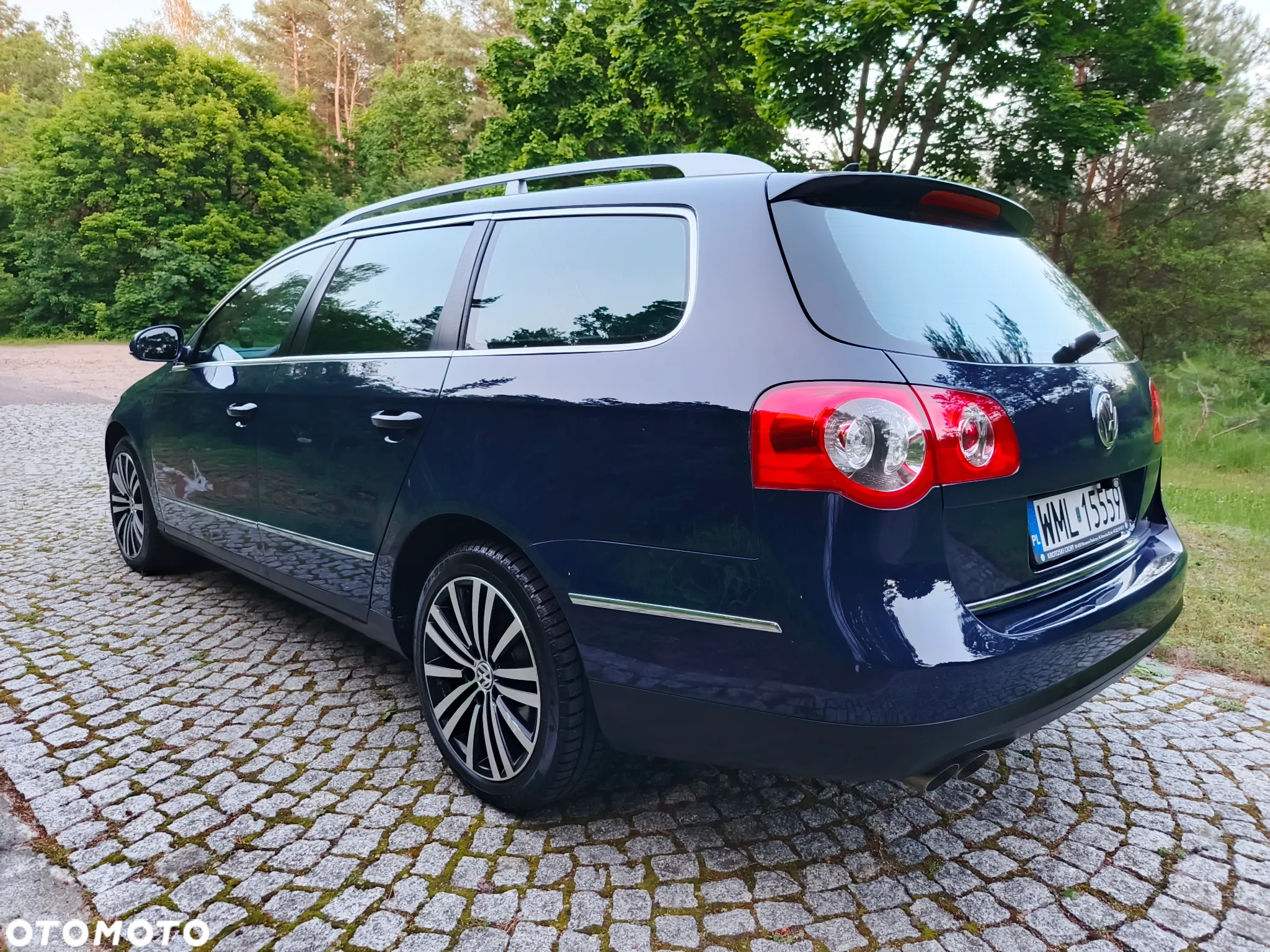 Volkswagen Passat 2.0 TDI DPF Highline - 21