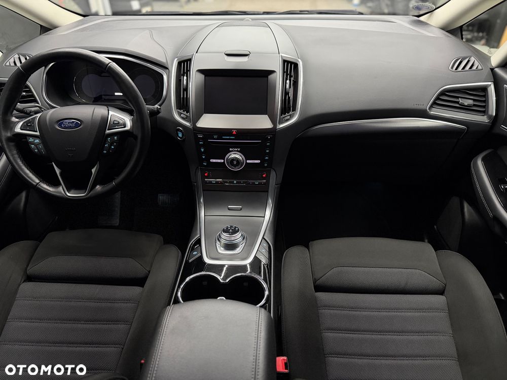 Ford S-Max 2.0 EcoBlue Titanium - 23