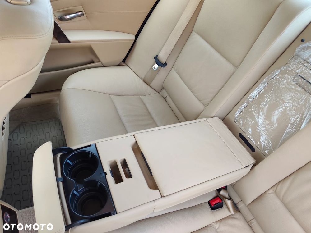 BMW Seria 5 - 35