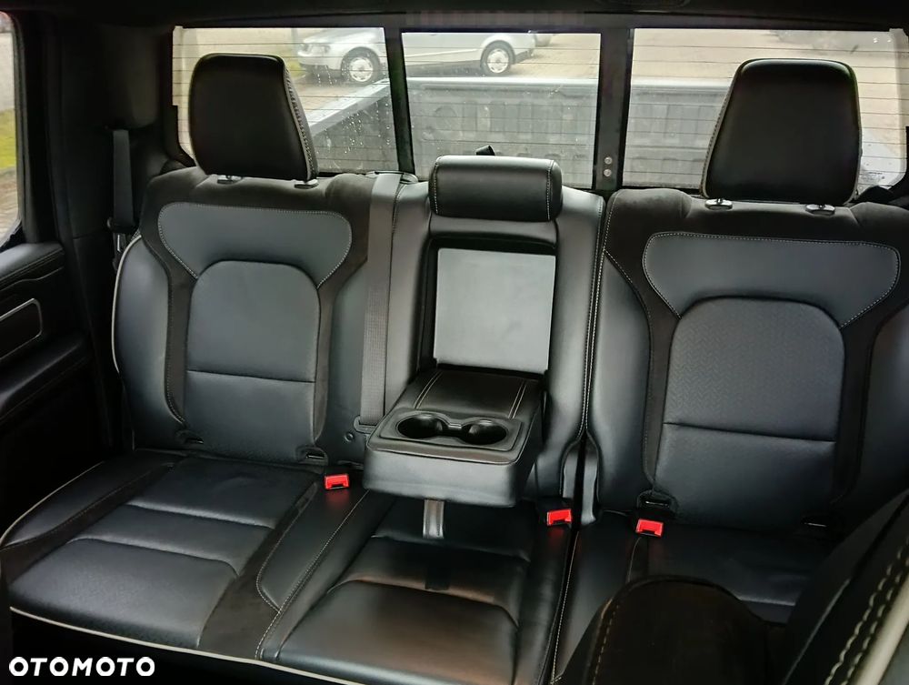 RAM 1500 Crew Cab Longbed Laramie - 19