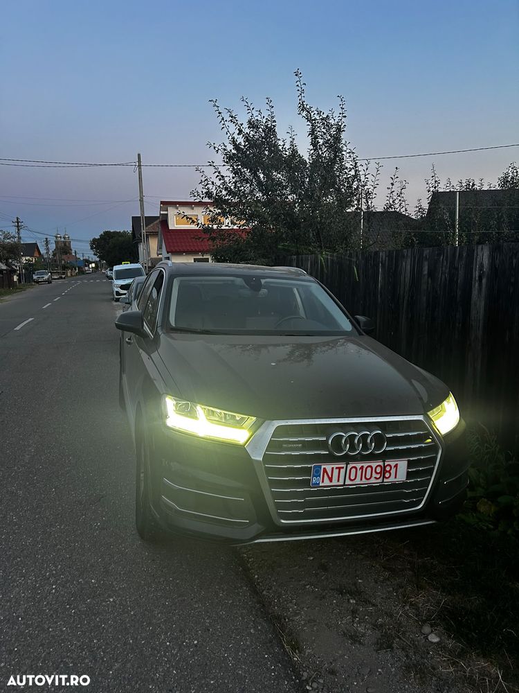 Audi Q7 3.0 TFSI Quattro Tiptronic - 2