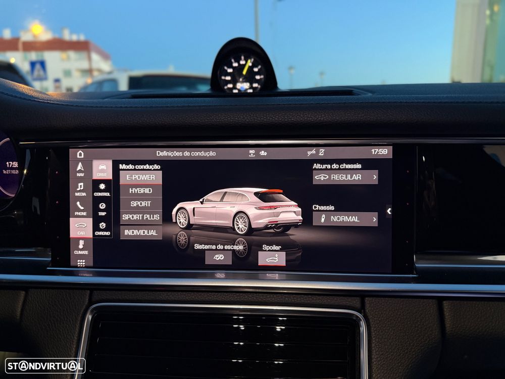 Porsche Panamera 4 E-Hybrid Edition 10 Anos - 11