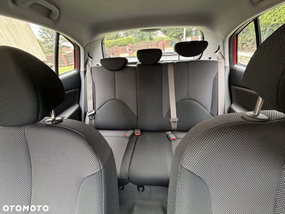 Kia Rio - 9