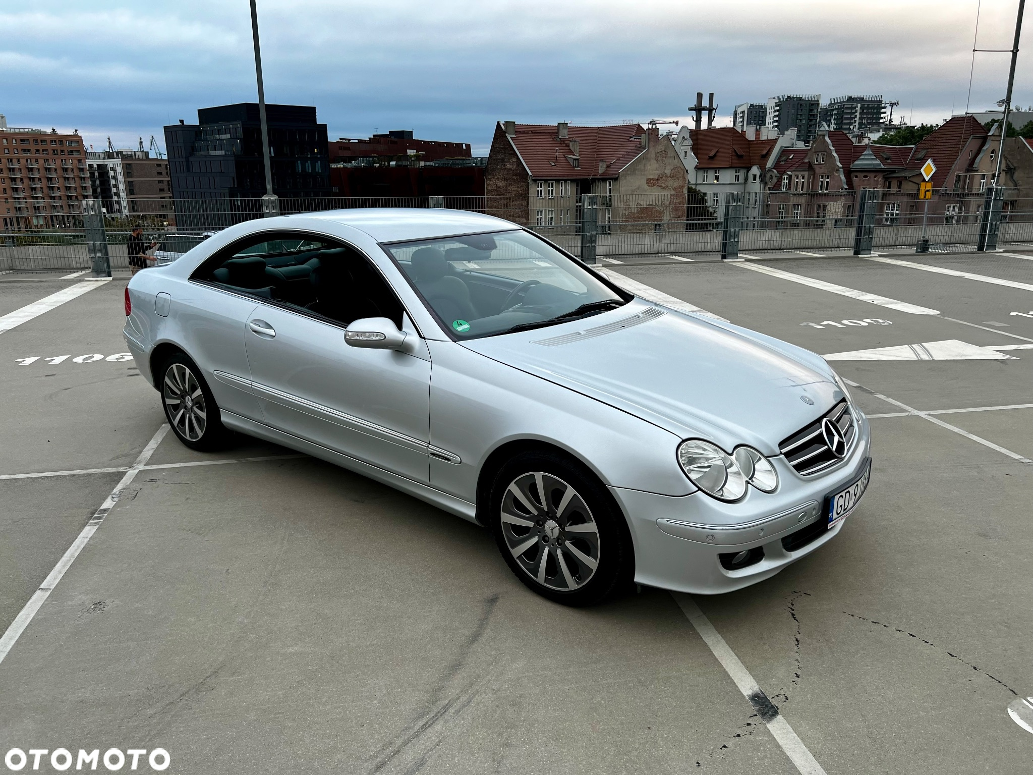 Mercedes-Benz CLK Coupe 200 Kompressor Automatik Avantgarde - 3